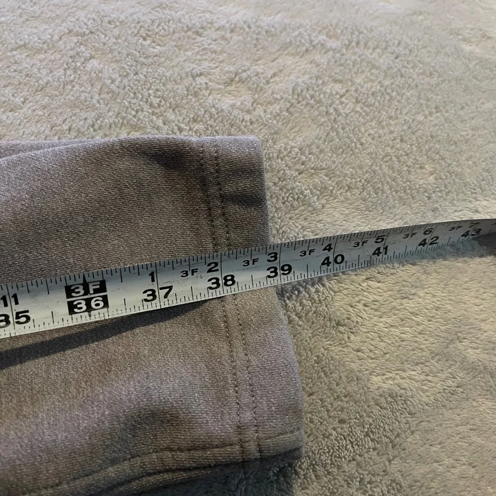 Under Armour ColdGear Fitted Mens Gray Joggers Sweatpants Size Medium MD Fleece